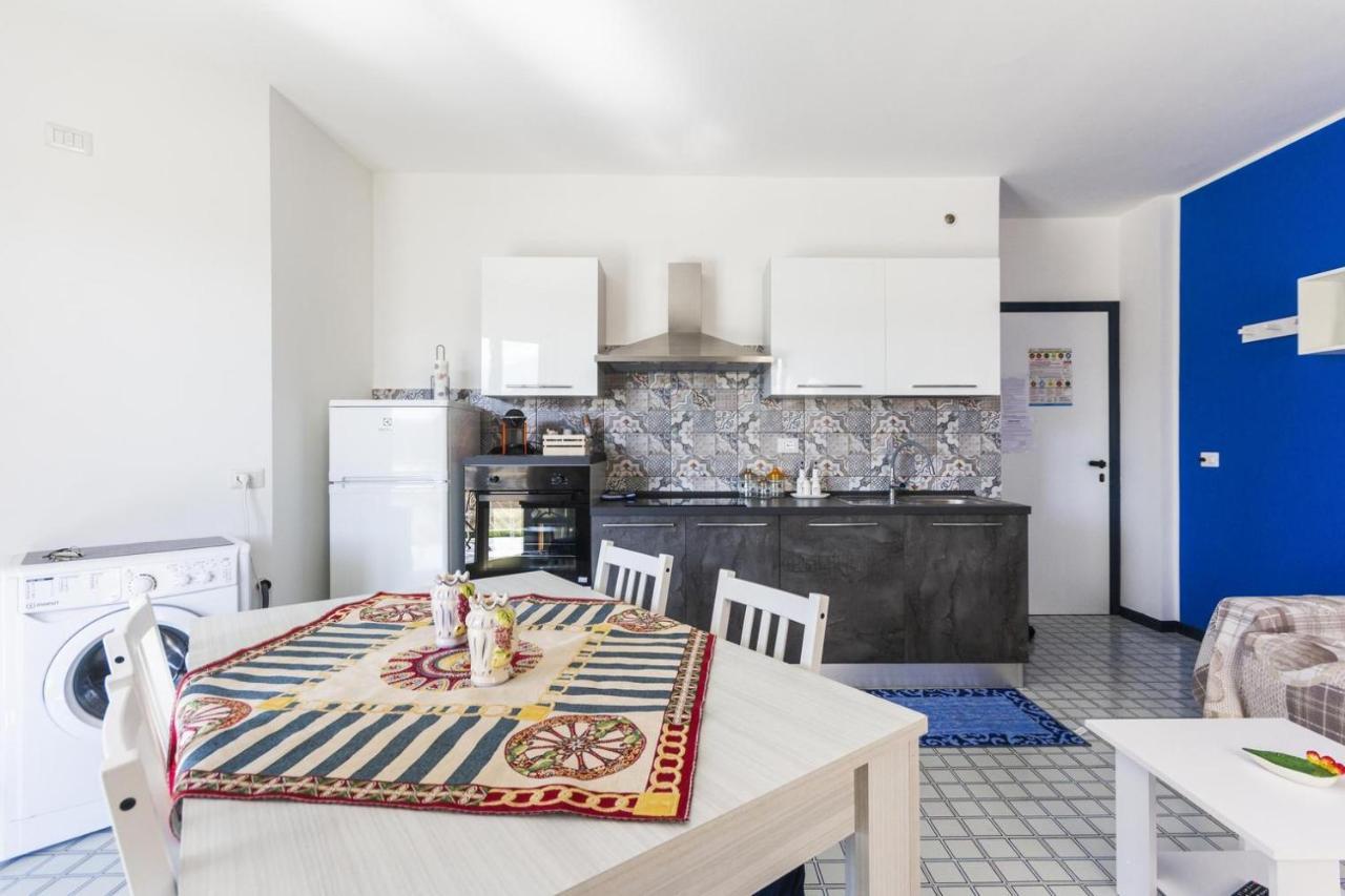 Recanati Seaside Apartment Giardini Naxos Bagian luar foto