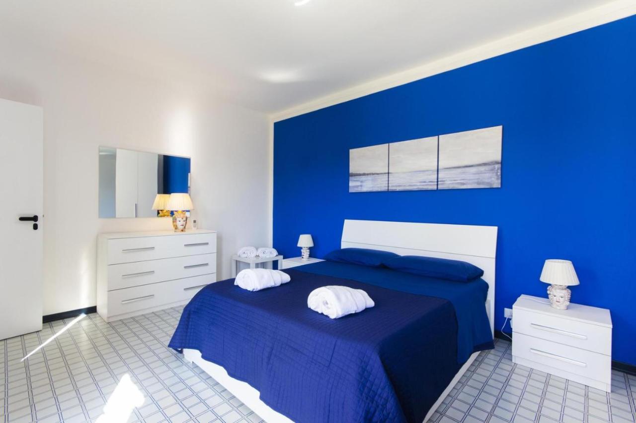 Recanati Seaside Apartment Giardini Naxos Bagian luar foto